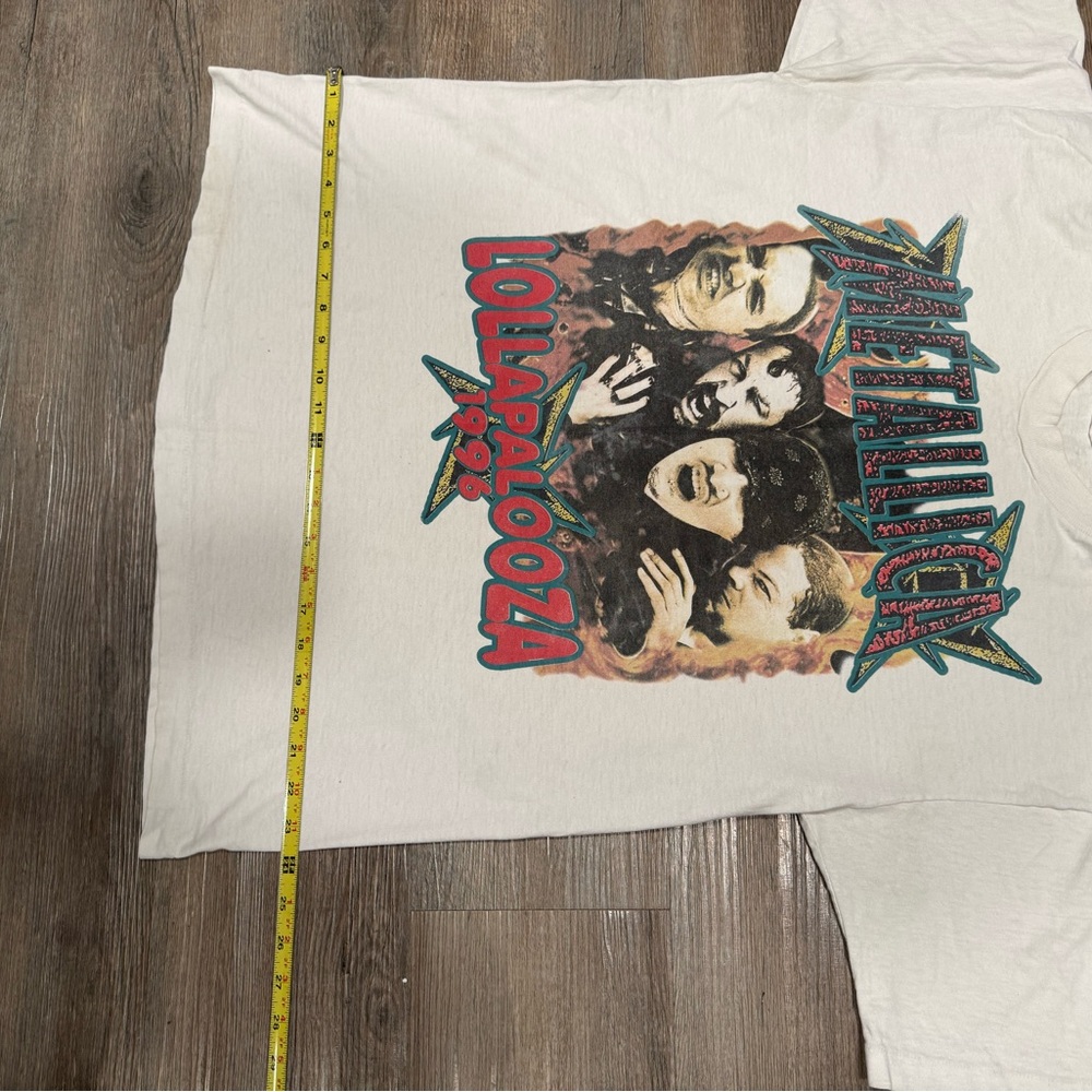 RARE VINTAGE Metallica 1996 Lollapalooza T-Shirt - Picture 14 of 15